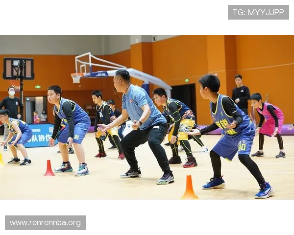 飞鲸体育如何打造专业化的青少年体育培训平台